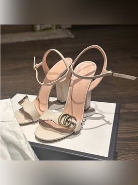 Gucci Cream Leather Block Heel Sandals with Gold Double G